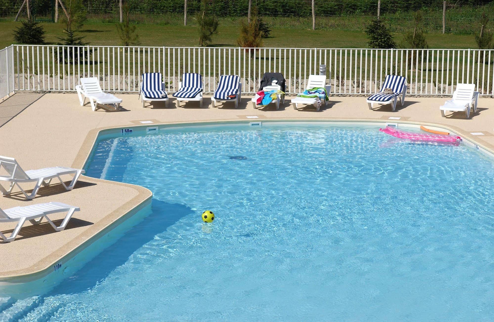 Residence Nemea Les Roches Saint-Pol-de-Leon Luaran gambar